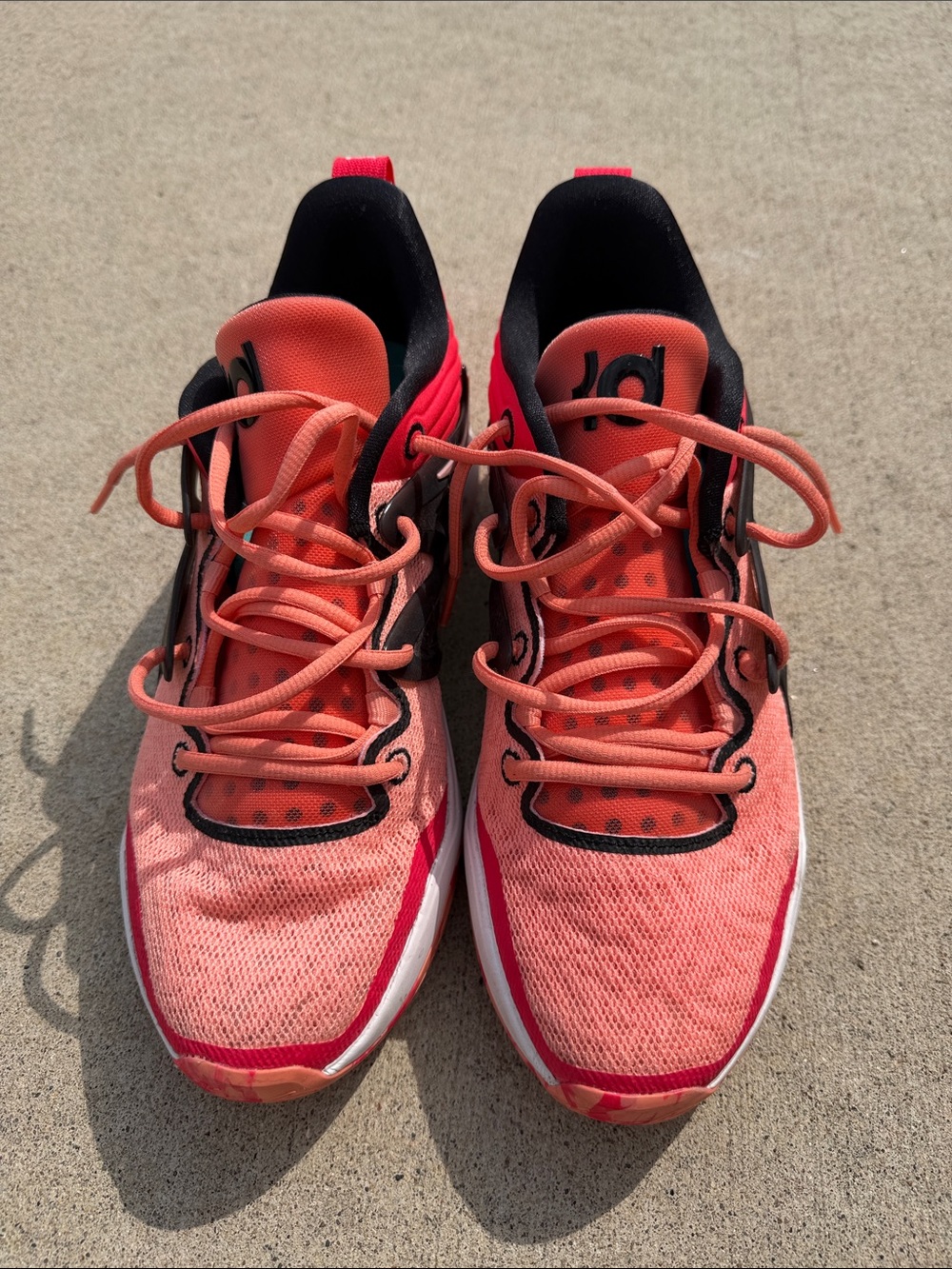 Nike Kevin Durant neon & orange shoes
